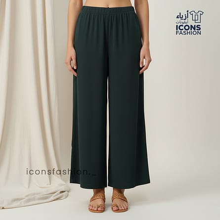 Women-green-wide-leg-palazzo-pants-with-elasticated-waistband