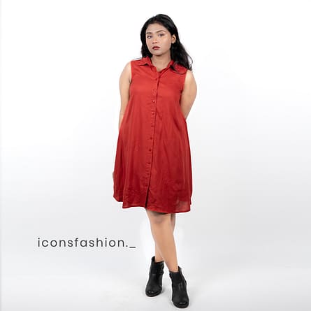 Red-sleeveless-button-down-shirt-dress-for-women