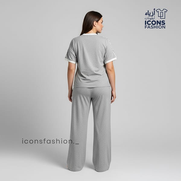 Grey-sporty-co-ord-set-for-women-with-crew-neck-top-and-straight-pants