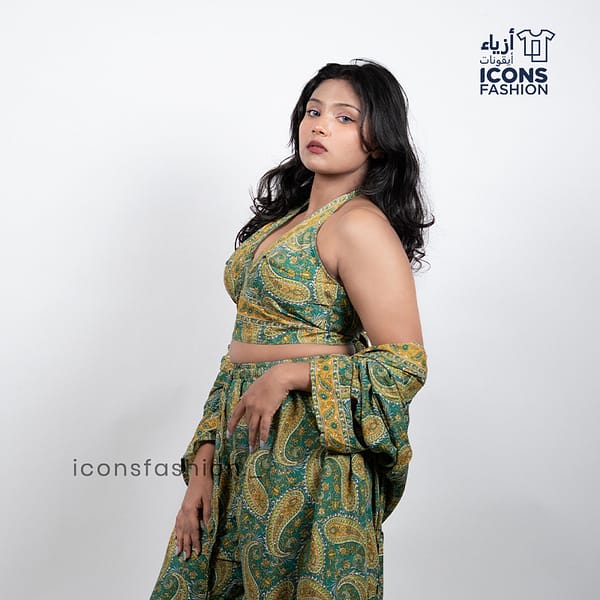 Women-green-paisley-printed-crop-top-wide-leg-pants-and-long-shrug-three-piece-co-ord-set