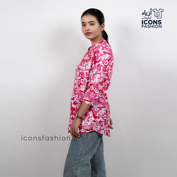 Pink-floral-printed-tunic-top-with-mandarin-collar-and-three-quarter-sleeves