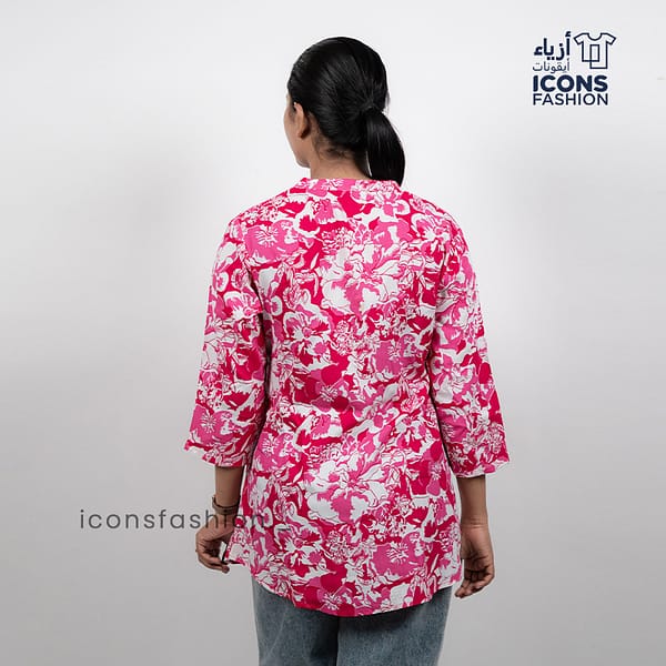Pink-floral-printed-tunic-top-with-mandarin-collar-and-three-quarter-sleeves