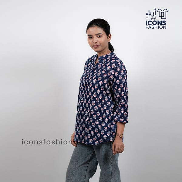 Women-navy-blue-floral-printed-tunic-top-with-band-collar-and-three-quarter-sleeves