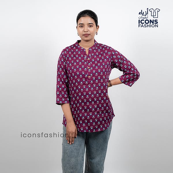 Women-maroon-floral-printed-tunic-top-with-band-collar-and-three-quarter-sleeves