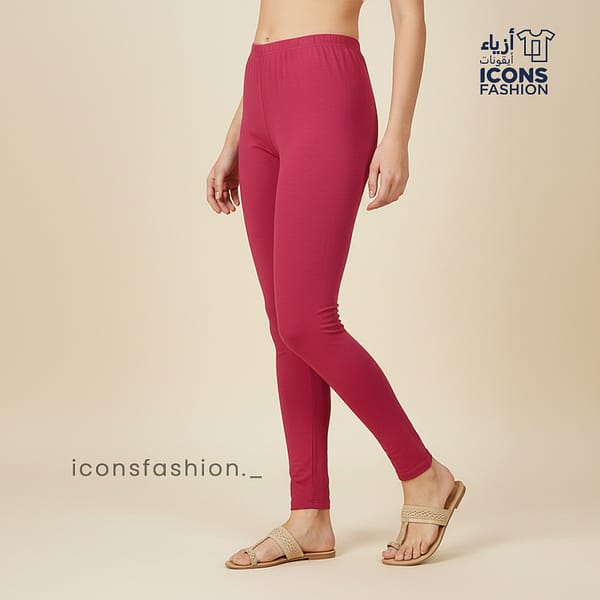 Woman-pink-ankle-length-leggings