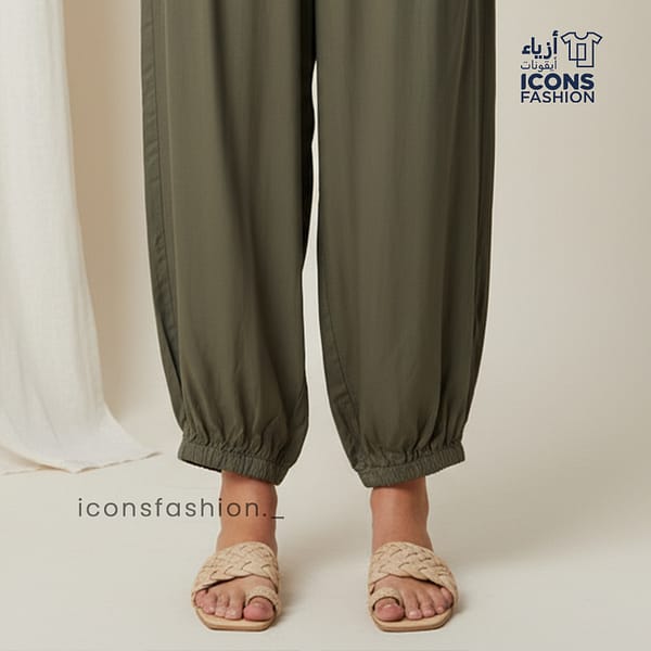 Women-olive-green-jogger-pants-with-elasticated-waistband-and-ankle-cuffs
