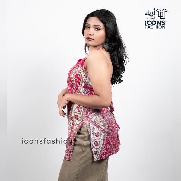 Woman-pink-printed-sleeveless-halter-neck-kurta-with-straight-silhouette