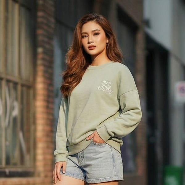 women-olive-green-oversized-sweatshirt-crew-neck-long-sleeve-casual-pullover-with-minimal-chest-and-back-print
